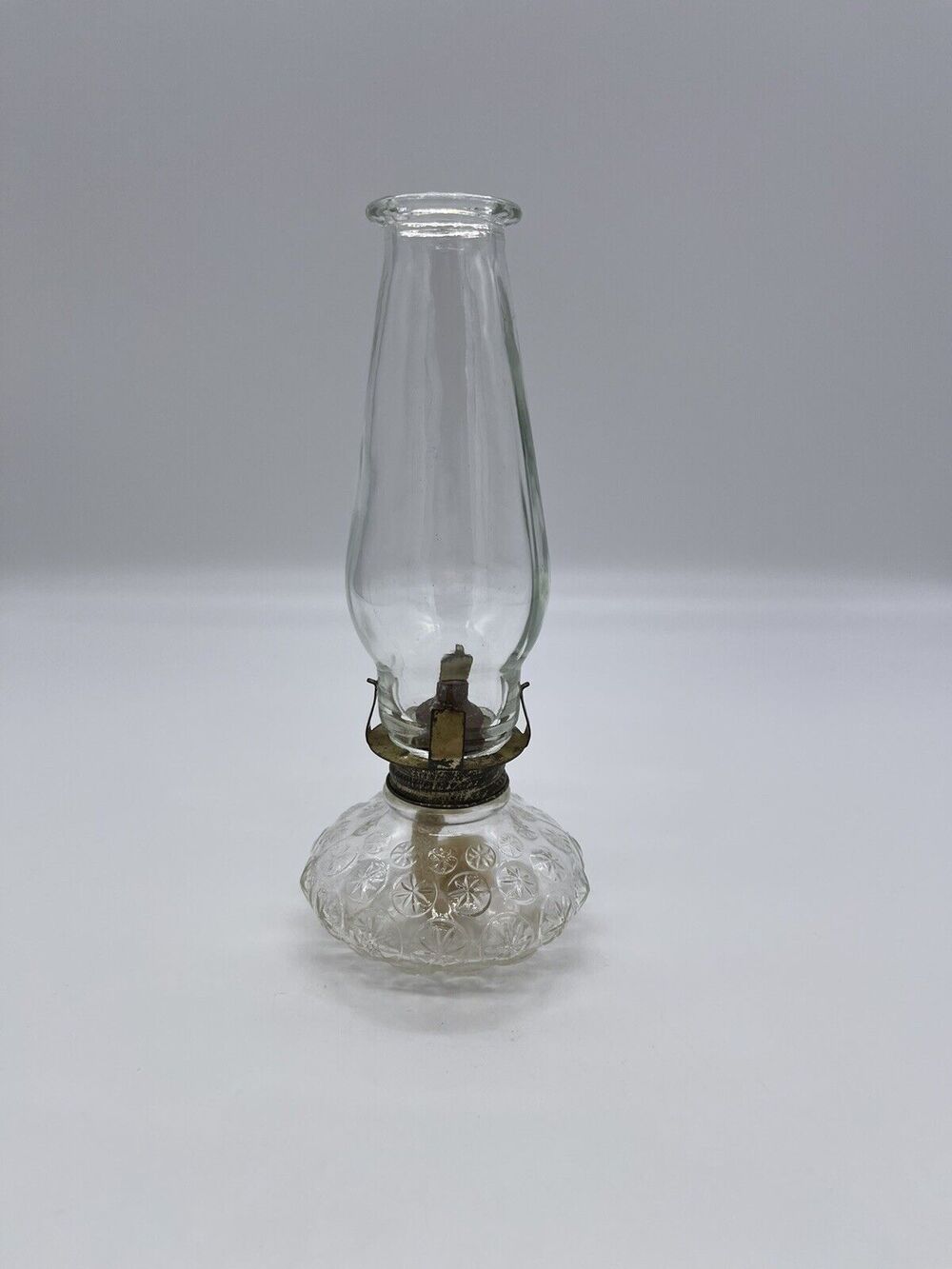 Vintage 7" Oil Lamp Starburst Pattern